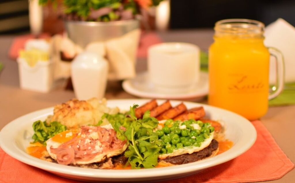 Mejores lugares para desayunar en Guadalajara el 1 de enero 2026