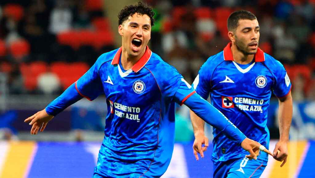 Cruz Azul iguala 1-1 con Flamengo gracias a un Golazo de Jorge Sánchez
