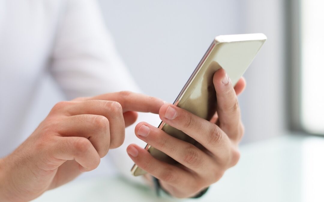 Mexicanos deben registrar su número de teléfono con su CURP para evitar el bloqueo