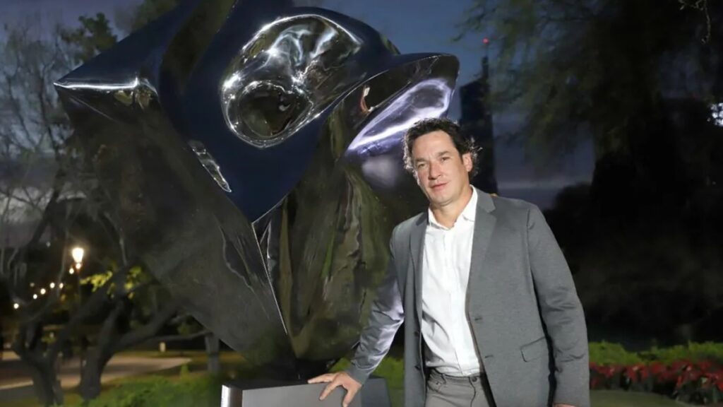 Gustavo Vélez Presenta Impactantes Obras Monumentales en el Parque Rufino Tamayo de San Pedro Garza García