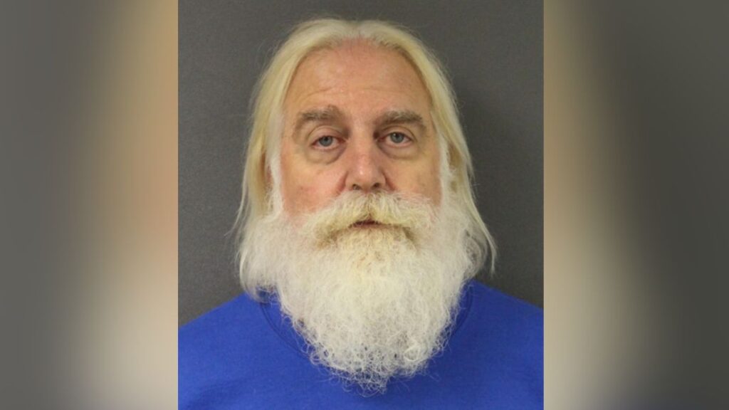 Detención del Actor de Papá Noel: Revelan Contenido Explícito de Menores