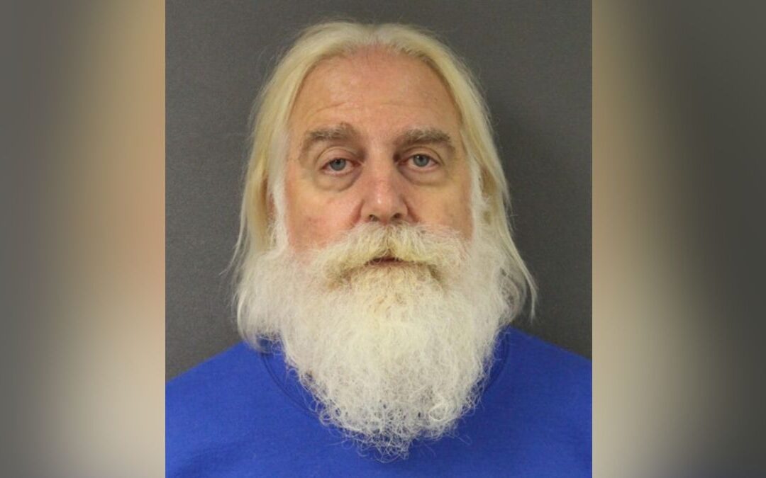 Detención del Actor de Papá Noel: Revelan Contenido Explícito de Menores