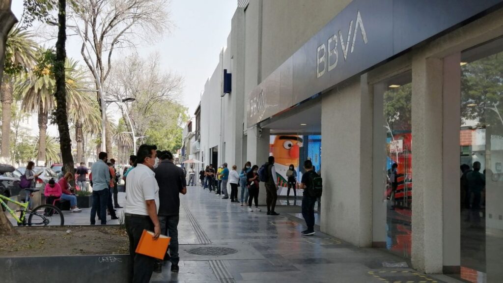 Descubre si hay bancos abiertos en Puebla este viernes 12 de diciembre
