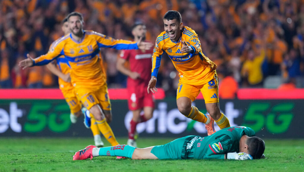 Tigres se Impone a Toluca en la Final de Ida con un Regalo de Hugo González