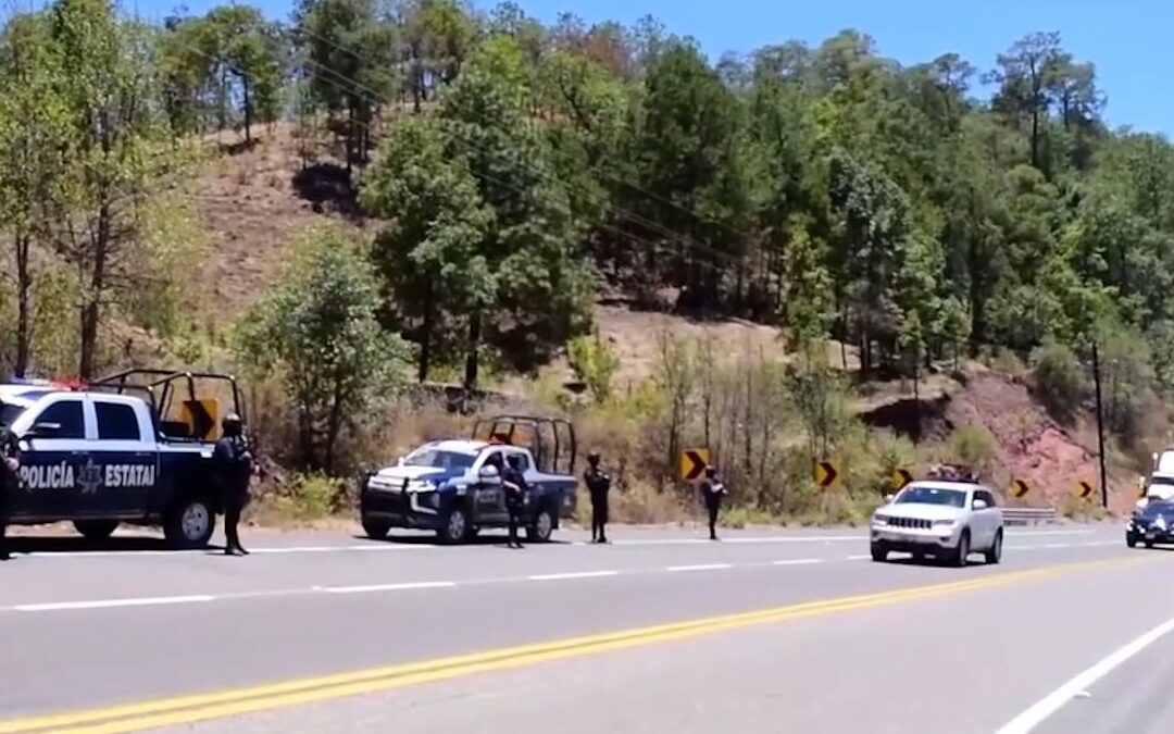 Siete Cuerpos Abandonados en la Carretera Durango-Mazatlán: Autoridades Refuerzan Vigilancia