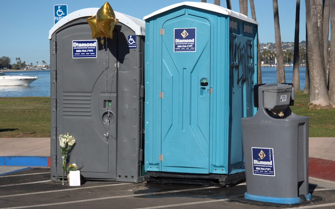 Muerte de bebé en baño portátil de Mission Bay: Investigación policial en marcha