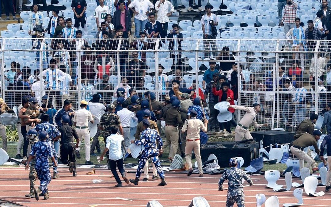 Fervientes Aficionados en India Protestan por Breve Visita de Messi: ‘Pagamos 12 mil y Solo Estuvo 10 Minutos’