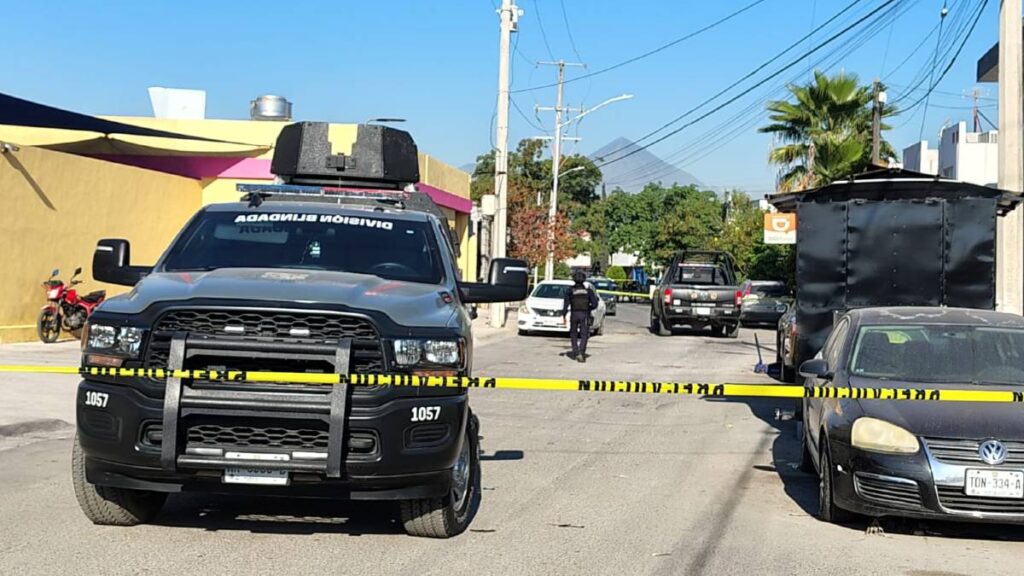 Incidentes de violencia en Escobedo: Sujetos armados disparan contra policías y son detenidos