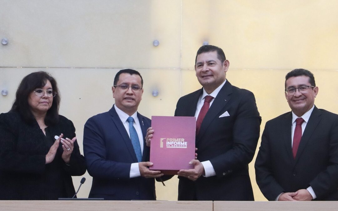 Alejandro Armenta Mier Presenta Su Informe de Gestión Como Gobernador de Puebla Ante el Congreso Local