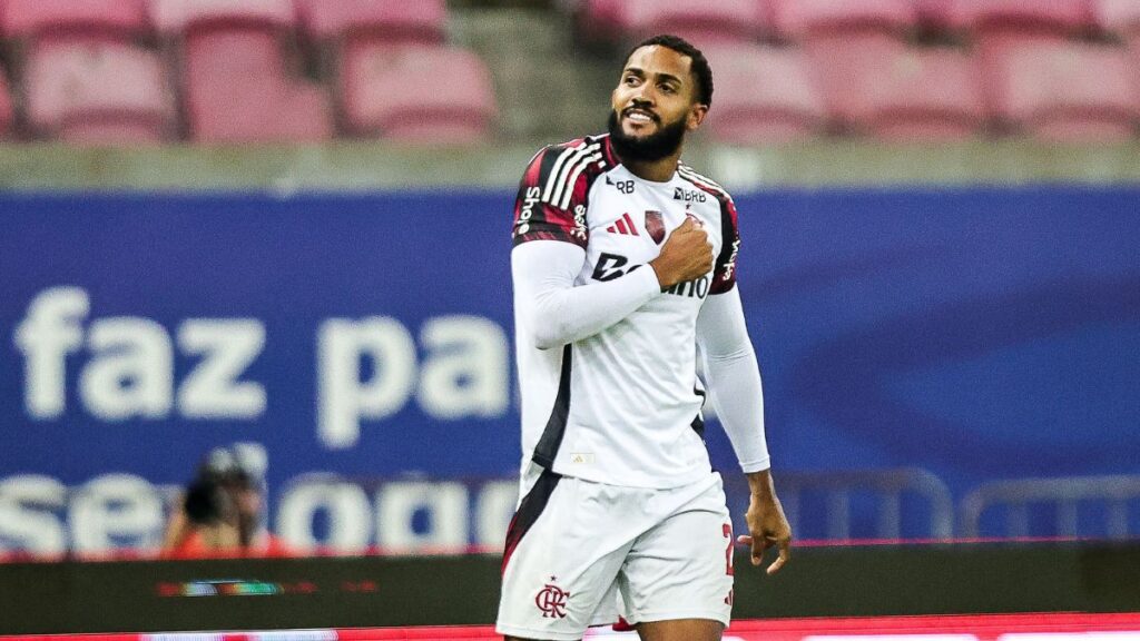 Pumas Anuncia Fichaje Estelar: Delantero Campeón de Libertadores con Flamengo se Une al Club