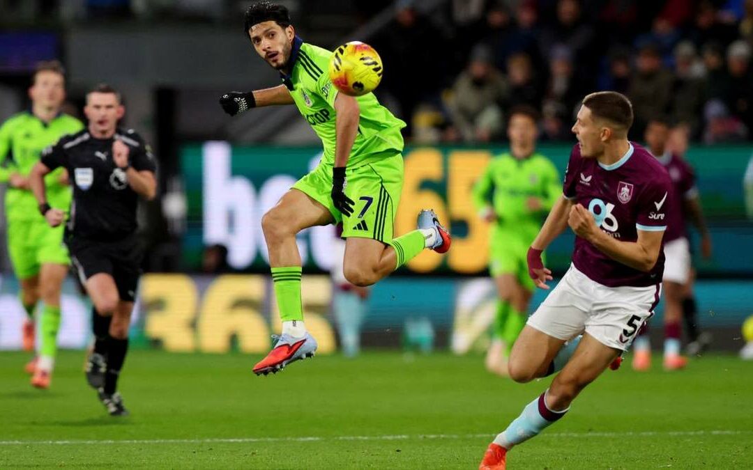 Fulham Rompe su Mala Racha en la Premier League: El Desempeño de Raúl Jiménez ante Burnley