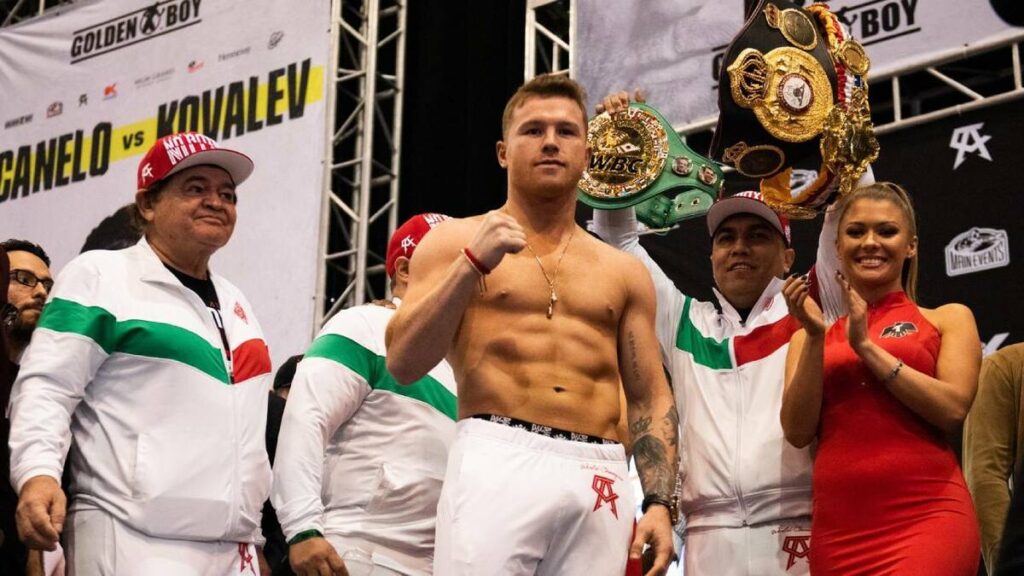 Canelo Álvarez: Top 10 de los Mejores Boxeadores del Siglo XXI – ¿Cuál Es Su Ranking?