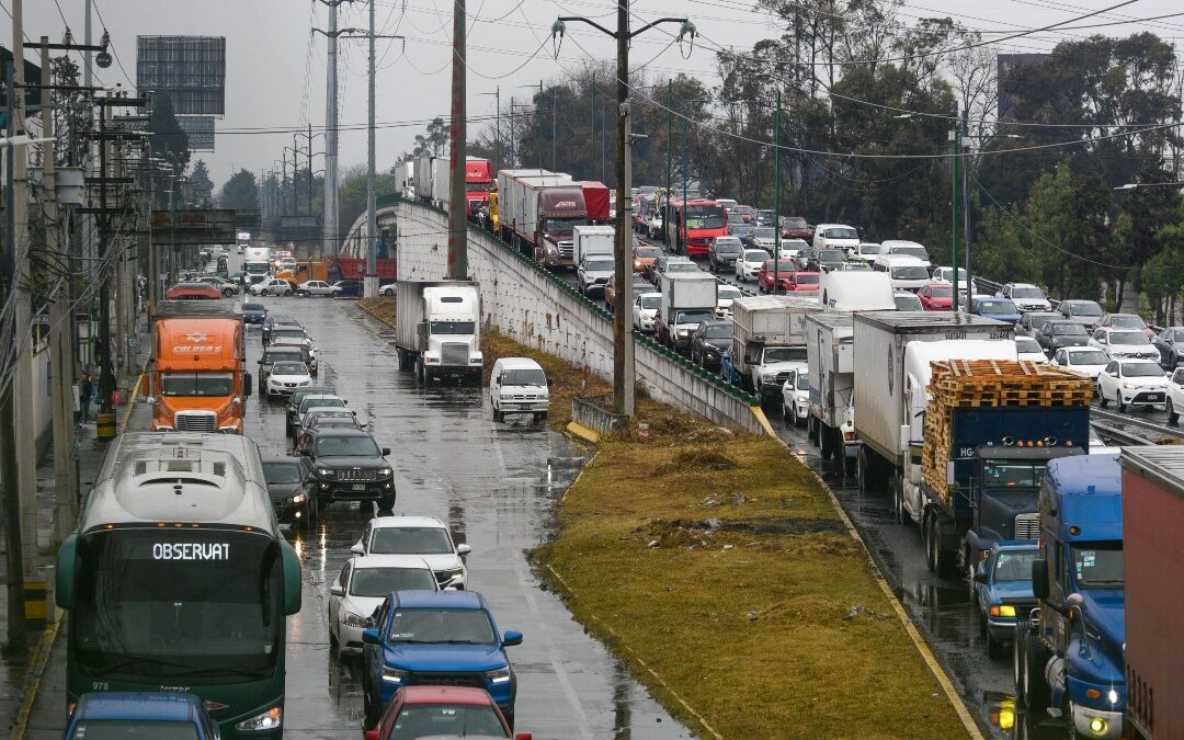 Hoy No Circula en CdMx y Edomex: Restricciones Vehiculares para el 14 de Diciembre de 2025