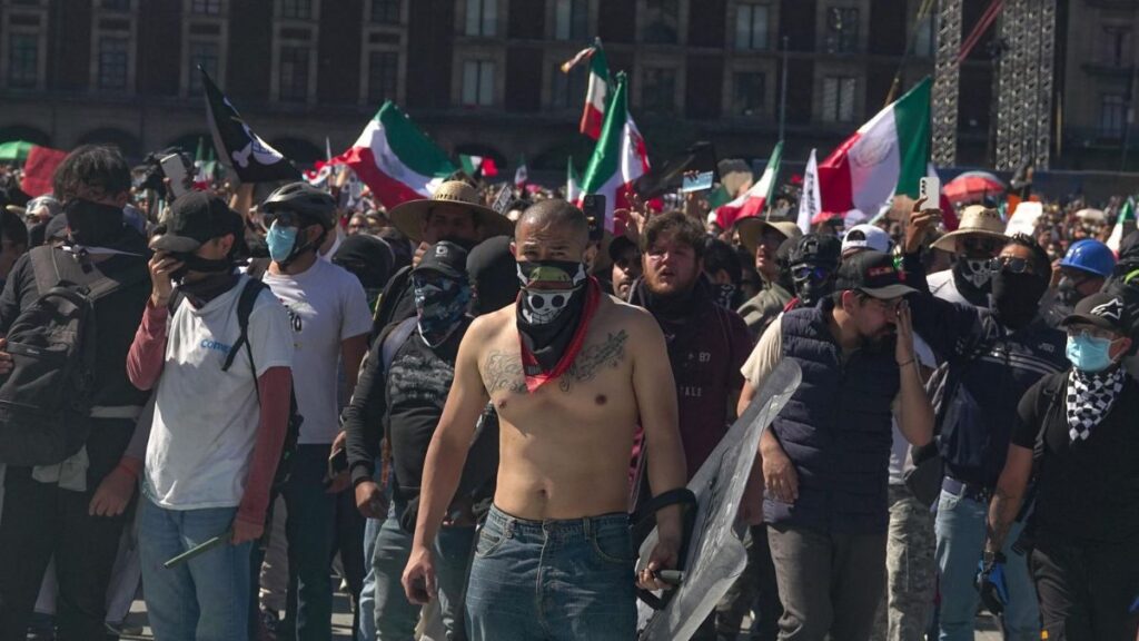 Metro Los Ángeles y Metrobús: Estaciones Cerradas por la Tercera Marcha de la Generación Z