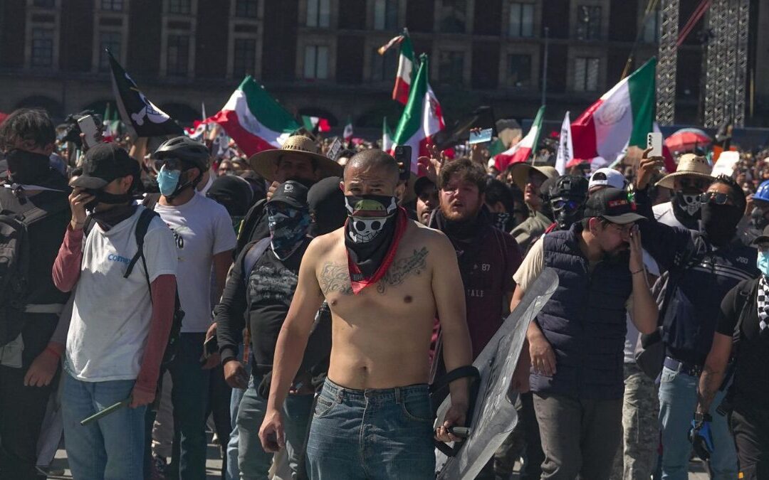 Metro Los Ángeles y Metrobús: Estaciones Cerradas por la Tercera Marcha de la Generación Z