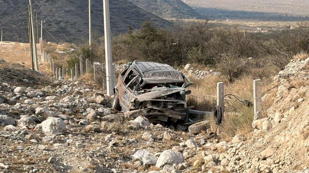 Accidente Fatal: Volcadura en la Carretera Monterrey-Saltillo Deja a Mujer Sin Vida