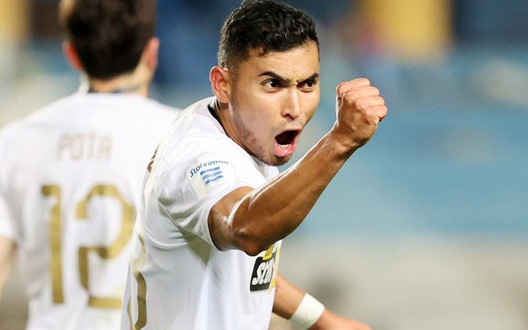 Orbelín Pineda Brilla con Gol en la Victoria del AEK Atenas sobre Panetolikos