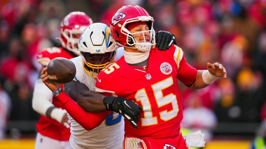 Los Chiefs Eliminados: Primera Falta de Playoffs en 11 Años y Lesión de Patrick Mahomes