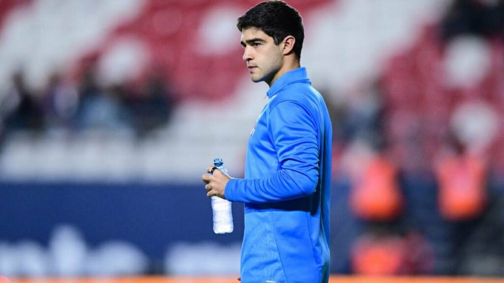 Rayados Acerca de Fichajes: César Garza y Tony Leone a Pumas