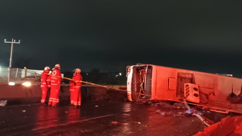 Chofer que falleció en la volcadura en la carretera Miguel Alemán había informado sobre fallas en su camión