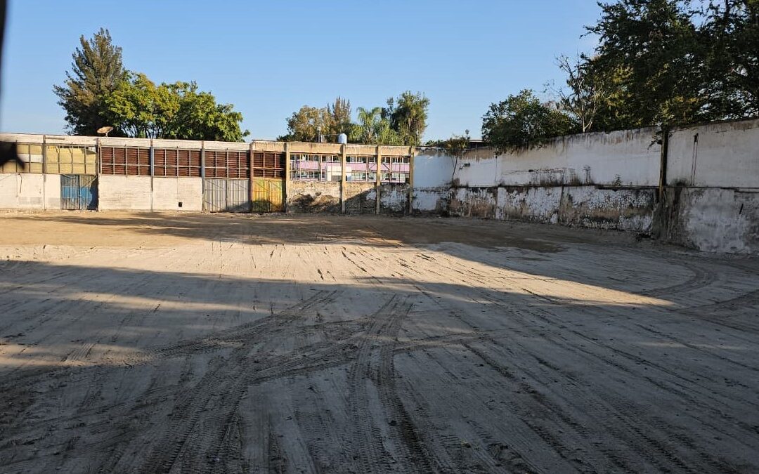 Demolición en Secundaria Técnica 13 de Zapopan: Padres Denuncian Despojo y Negocios Inmobiliarios