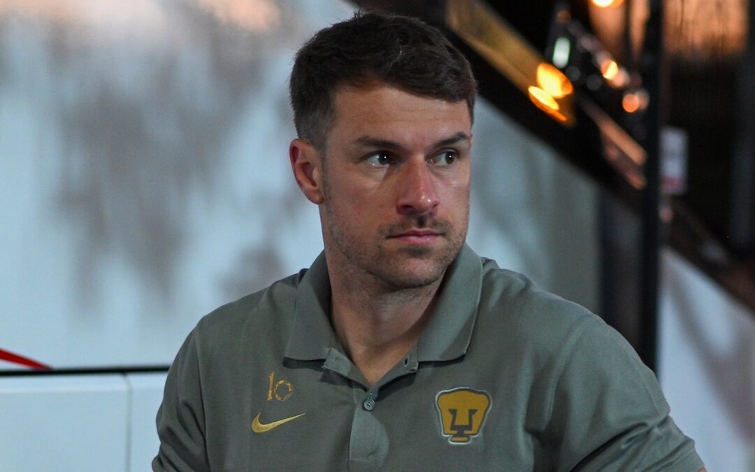 Aaron Ramsey Confirma que Pumas Rescindió su Contrato a Pesar de su Recuperación