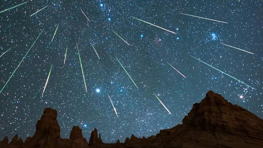 Descubre cuándo y dónde ver la espectacular lluvia de estrellas Úrsidas