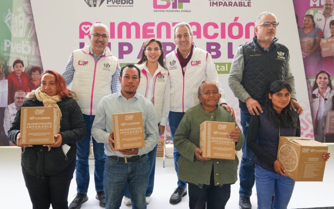 Programa Alimentación Imparable: Pepe Chedraui y MariElise Budib entregan despensas en Puebla