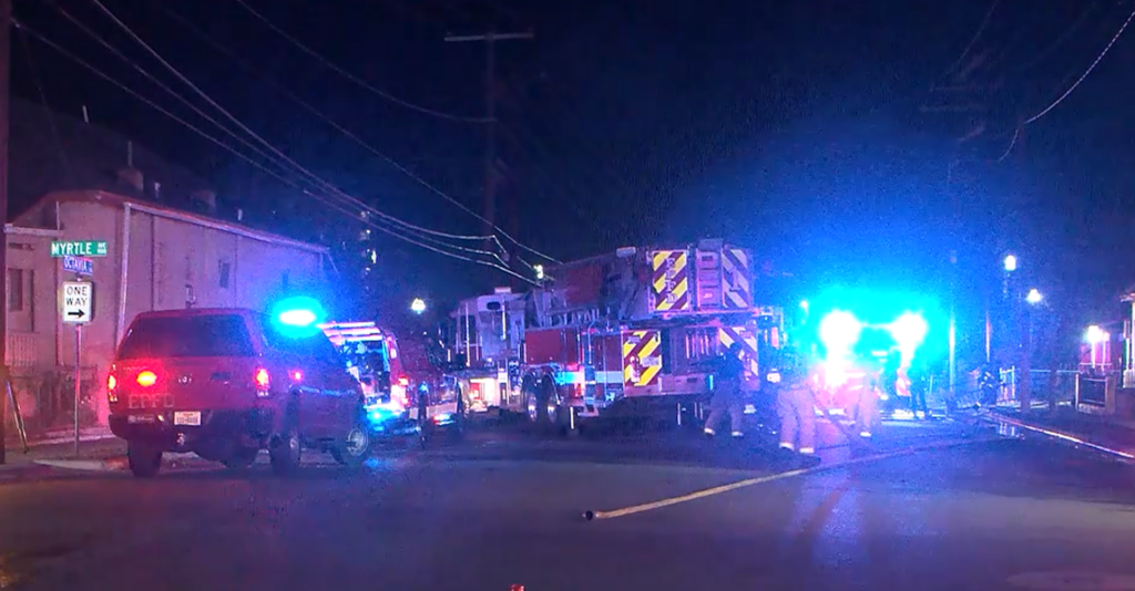 Investigación en Curso por Incendio Intencional en El Paso: Dos Viviendas Afectadas