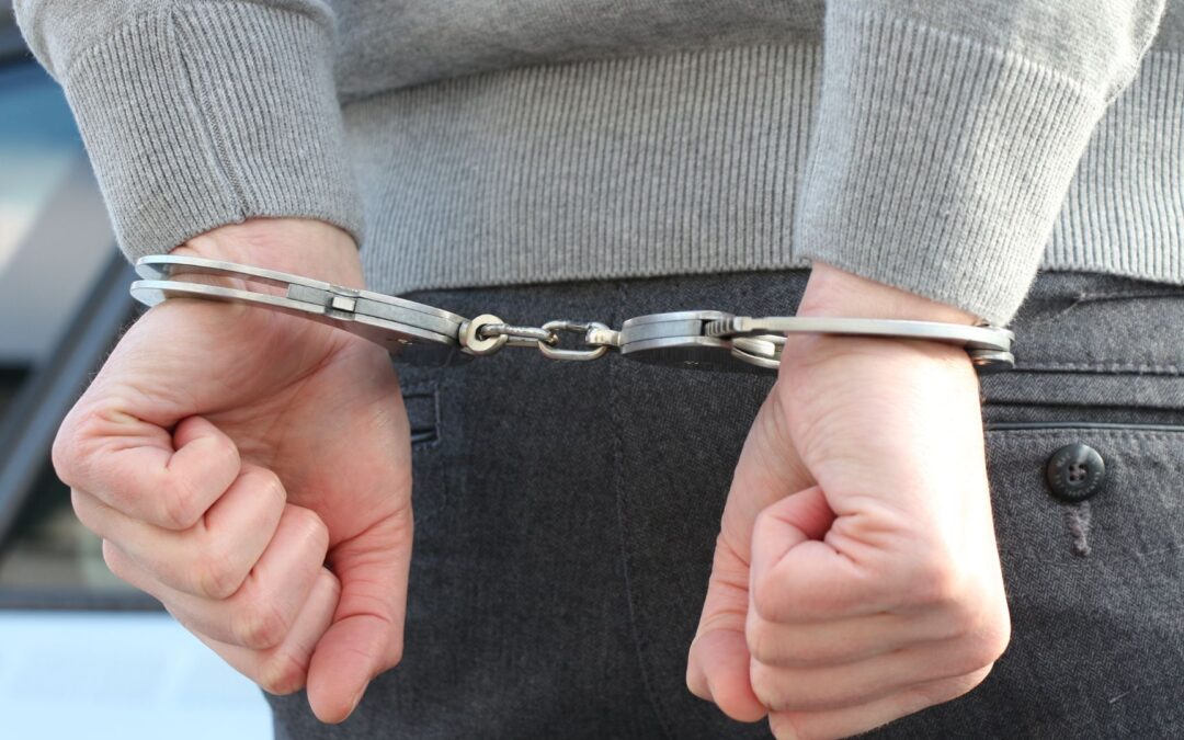 Sentencia de Prisión de 10 Años para Harold Wesley Snowten IV por Posesión Ilegal de Armas y Metanfetamina en Las Vegas