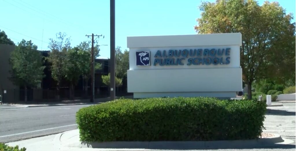 APS Invierte Más de 4 Millones de Dólares en Tecnología de Detección de Armas para Fortalecer la Seguridad Escolar