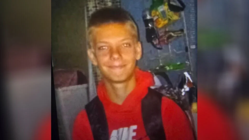 Triste hallazgo: menor desaparecido en Kansas es encontrado sin vida