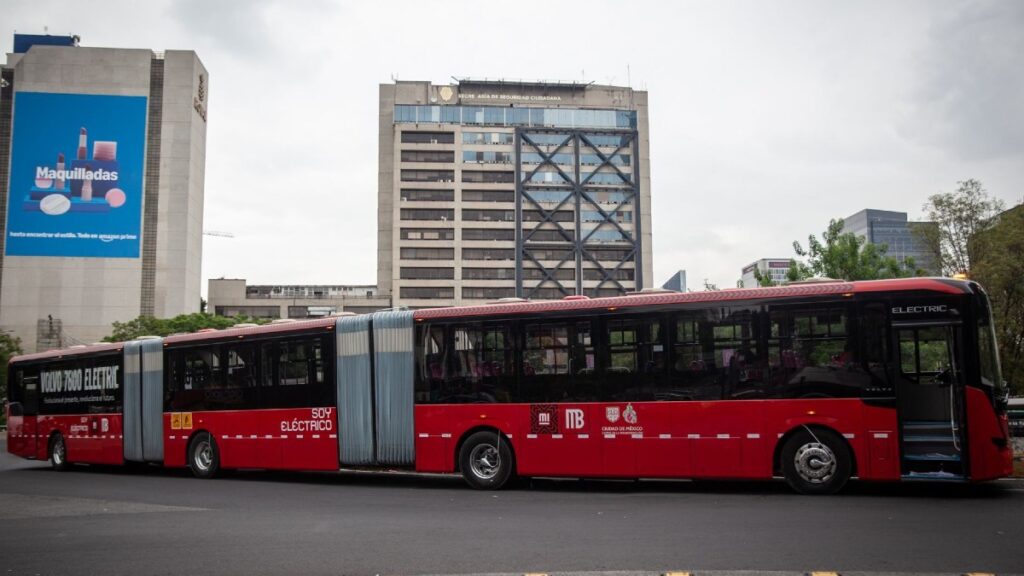 Metrobús Los Ángeles: Cierre Definitivo de Ruta Anunciado para Enero de 2026
