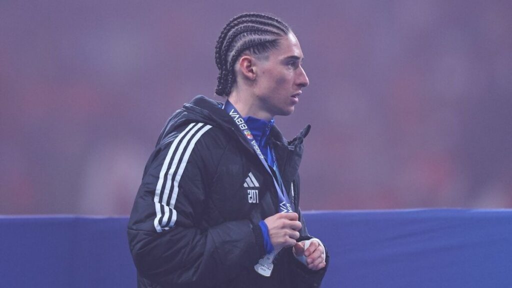 Marcelo Flores Regresa a Entrenamientos con Tigres: ¿Se Quedará Fuera de Pumas?