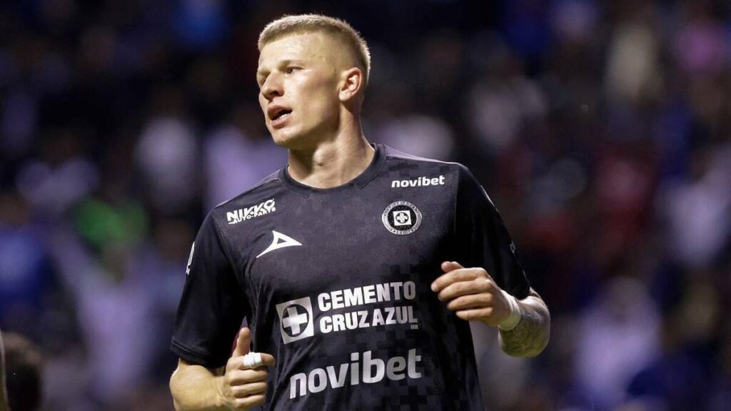 Mateusz Bogusz y su futuro incierto en Cruz Azul: La novela continúa