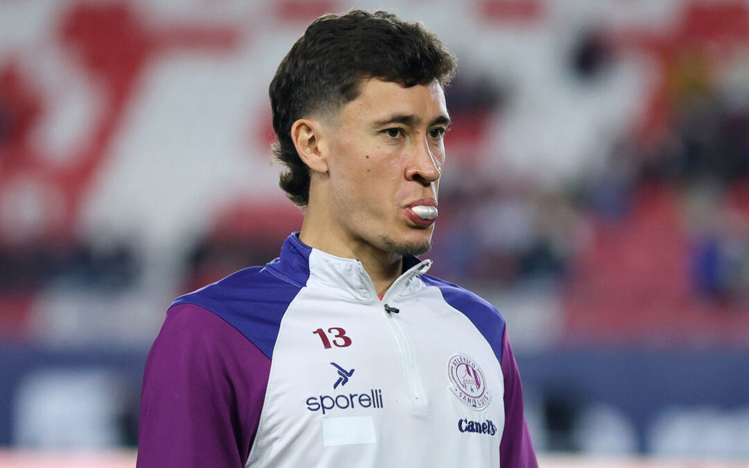 Aficionados del América Celebran el Posible Fichaje de Dourado con Creativos Memes