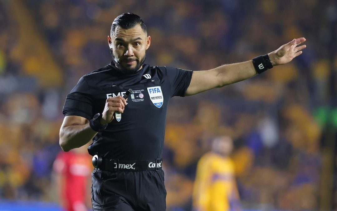 Pollo Ortiz: ‘Los equipos van a terminar trayendo árbitros extranjeros’