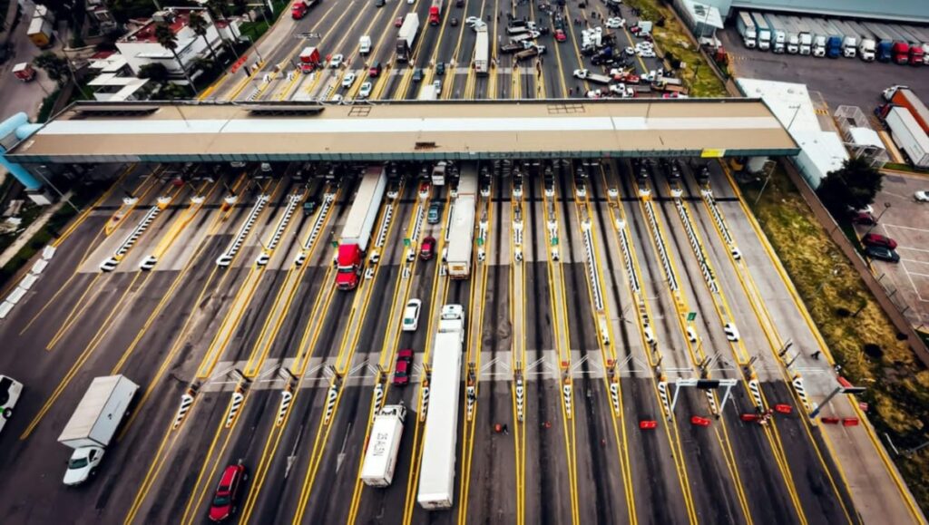 Actualizaciones en la Autopista México-Querétaro: Tráfico y Cierres Viales en Vivo – 2 de Enero