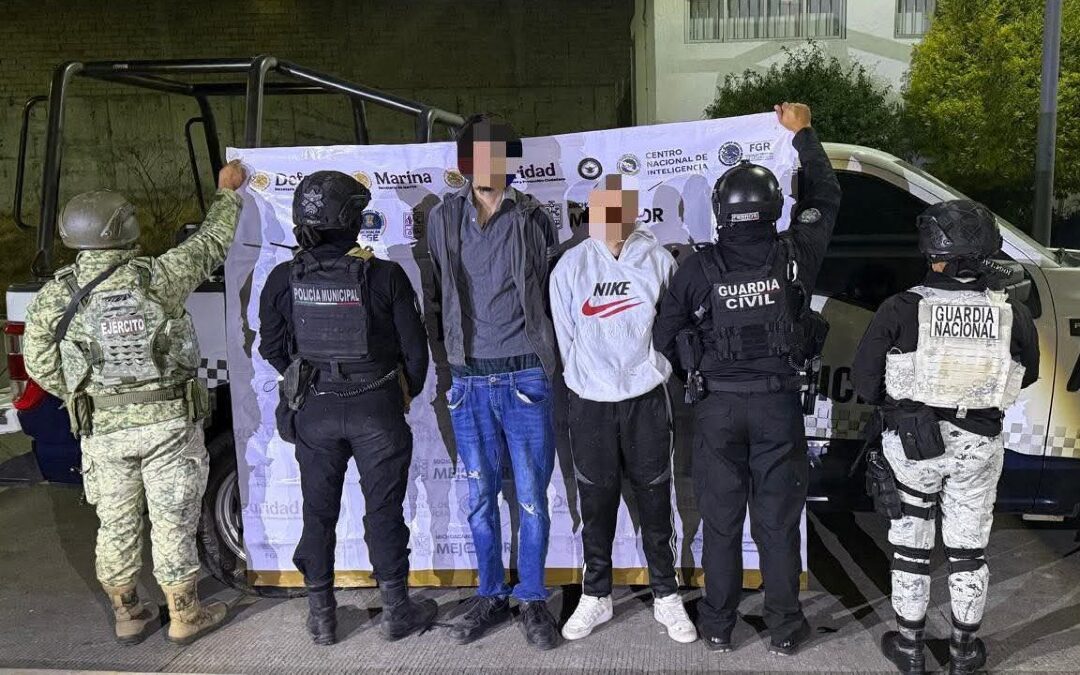 Persecución en Michoacán: Dos hombres enfrentan cargos por intento de asesinato de policías municipales