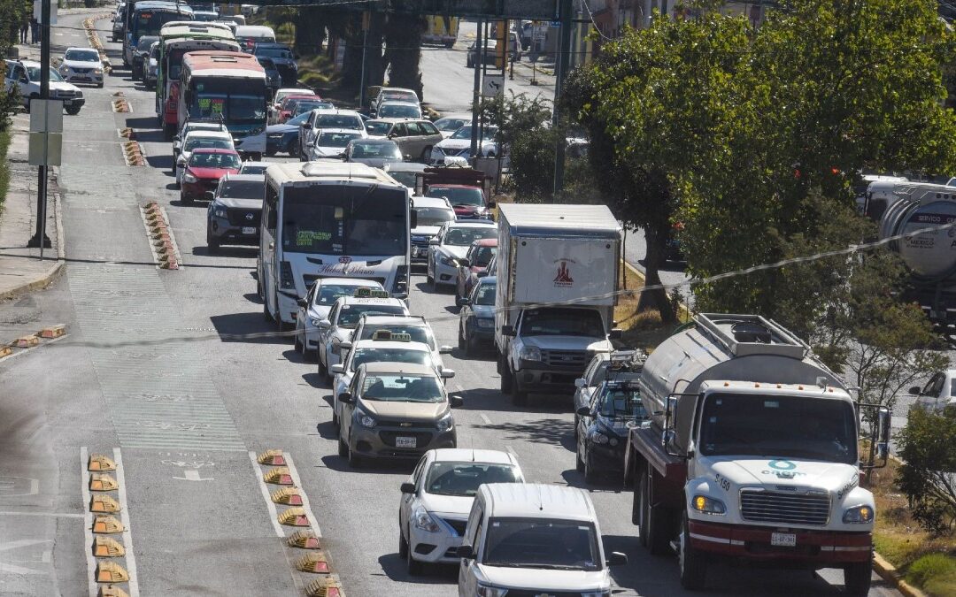 Hoy No Circula: Autos que Descansan en CdMx y Edomex este Sábado 3 de Enero de 2026