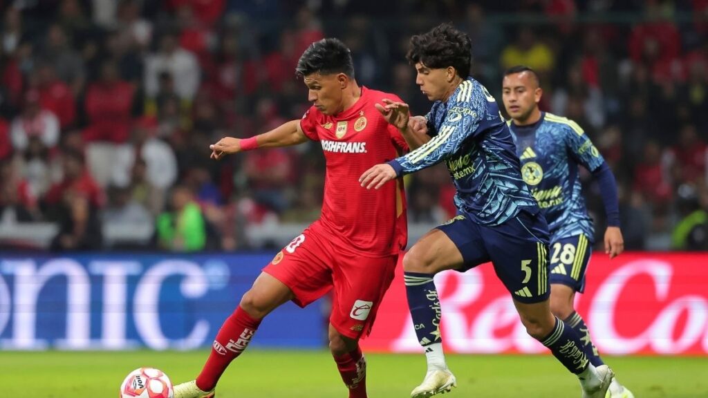 ¿Kevin Álvarez en la mira? América y Toluca negocian intercambio para reforzar lateral derecha