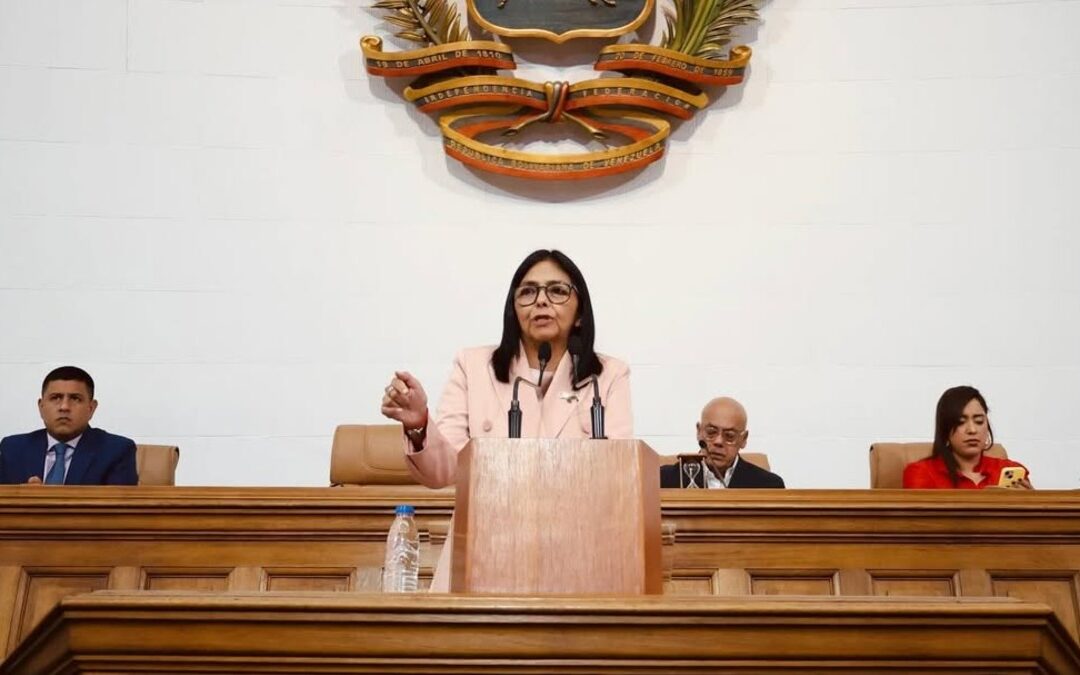 Delcy Rodríguez: La Abogada de Chávez y Sucesora Potencial de Maduro en la Crisis de Venezuela