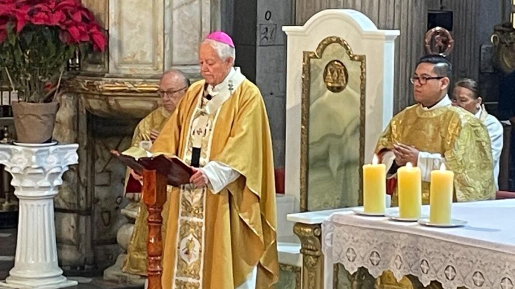 Día de Reyes: El arzobispo de Puebla clama por paz y recuerda a las 14 víctimas del descarrilamiento del tren