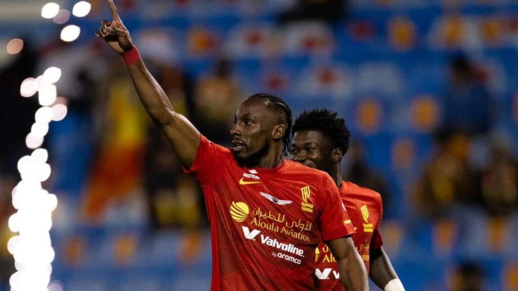 ¡Julián Quiñones Anota un Gol Rápido en solo 15 Segundos con Al-Qadisiyah FC!