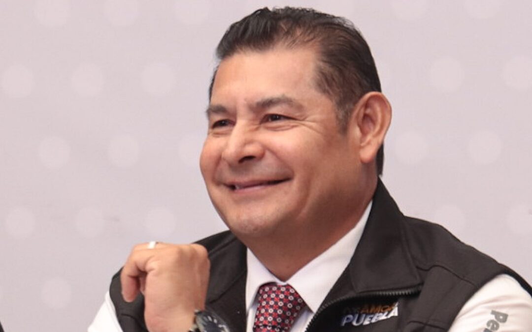 Armenta denuncia la falta de acción de alcaldes del Triángulo Rojo contra deshuesaderos