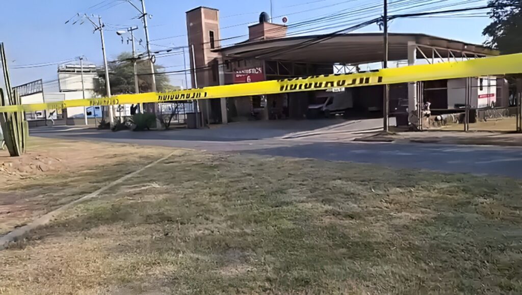 Incidente de misil mortero en León activa protocolo de seguridad en estación de Bomberos