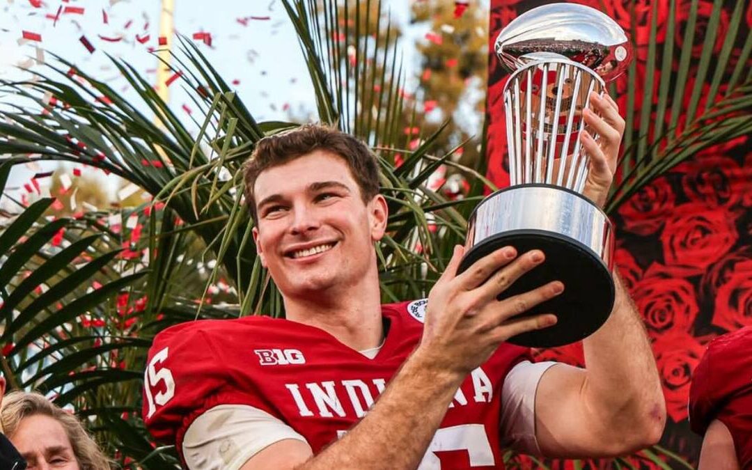 Fernando Mendoza: El QB que podría unirse a Las Vegas Raiders en el Draft NFL 2024