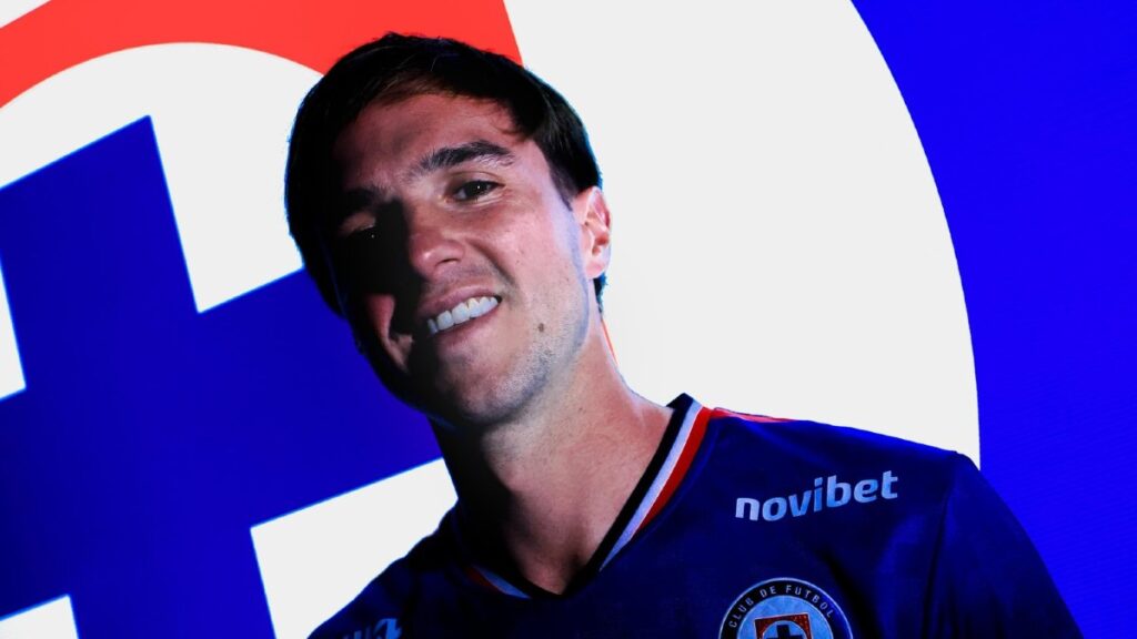 Cruz Azul Anuncia a Agustín Palavecino como Refuerzo Estelar para el Clausura 2026