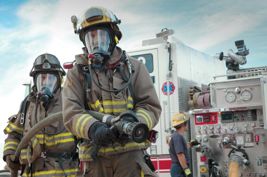 Descubre las Jornadas de Puertas Abiertas de los Bomberos de Henderson y Conéctate con tu Comunidad